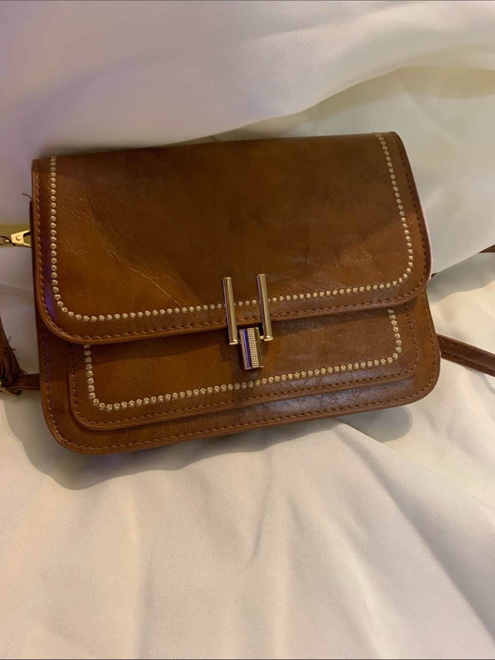 Classic Brown Crossbody Shoulder Bag - Timeless Everyday Style